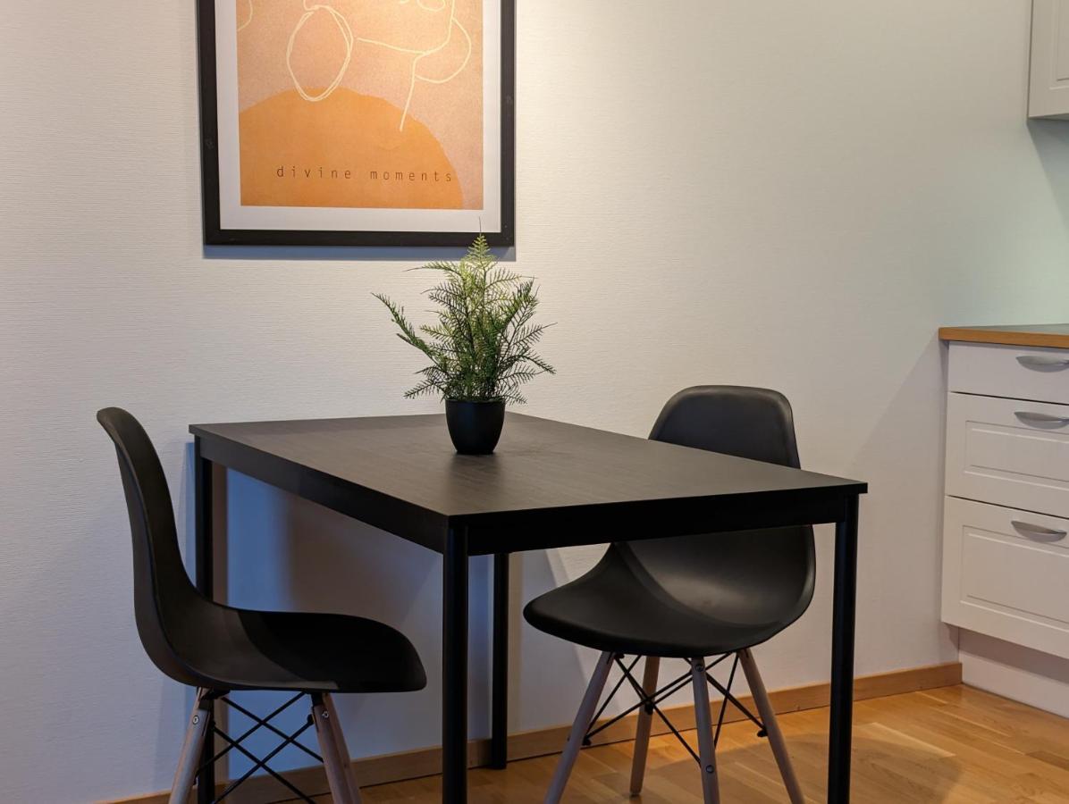 Hotell Bro Kristinehamn Esterno foto