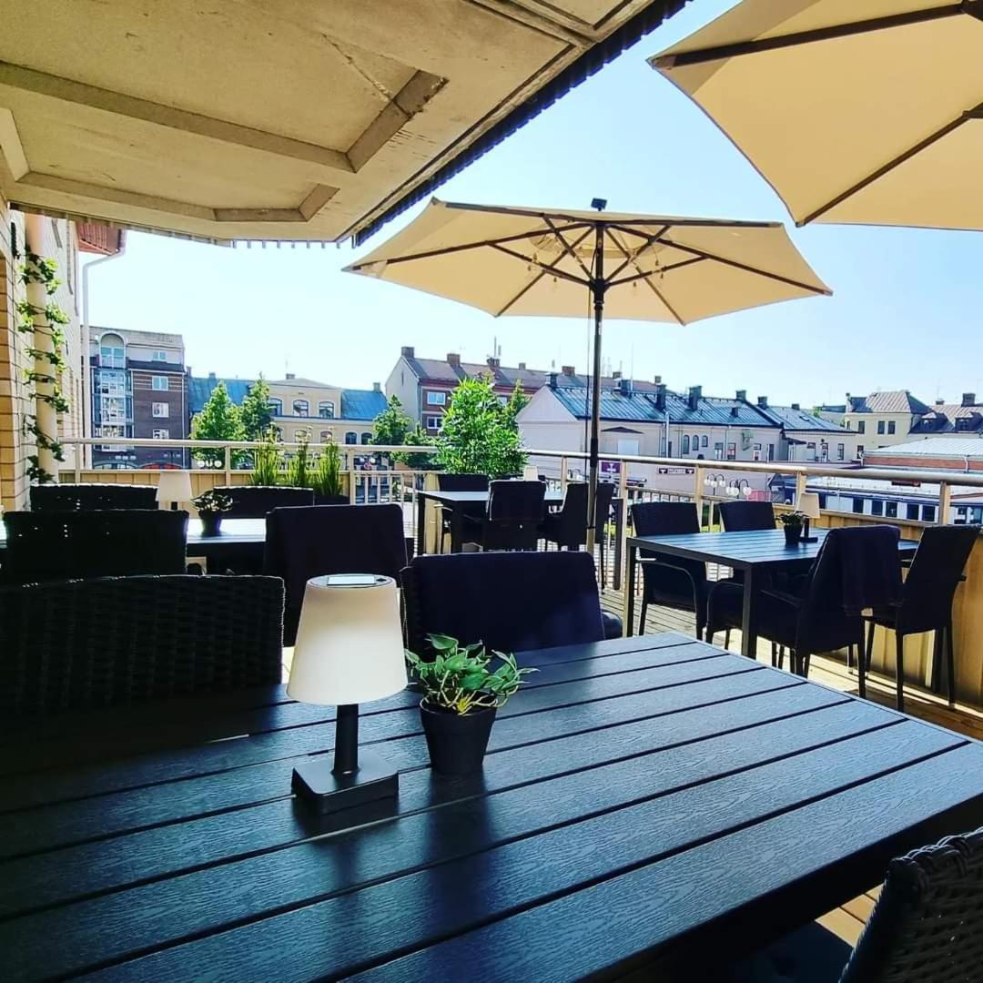 Hotell Bro Kristinehamn Esterno foto